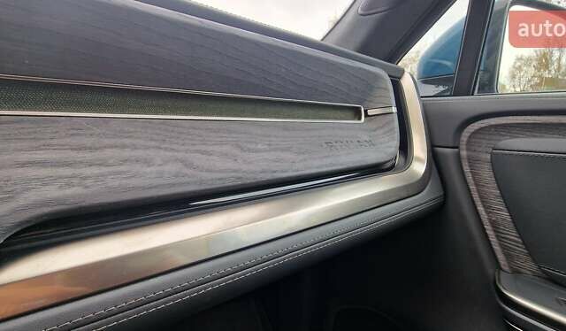 Синий Rivian R1S, объемом двигателя 0 л и пробегом 47 тыс. км за 55300 $, фото 3 на Automoto.ua