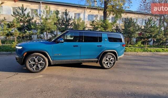 Синий Rivian R1S, объемом двигателя 0 л и пробегом 47 тыс. км за 55300 $, фото 50 на Automoto.ua