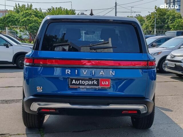 Синий Rivian R1S, объемом двигателя 0 л и пробегом 10 тыс. км за 55990 $, фото 8 на Automoto.ua