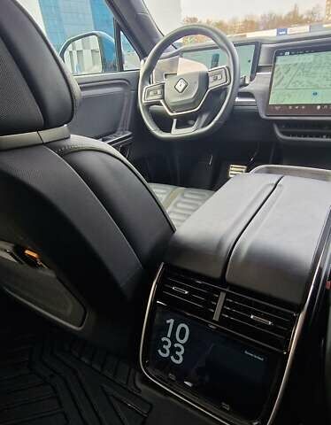 Синий Rivian R1S, объемом двигателя 0 л и пробегом 47 тыс. км за 55300 $, фото 26 на Automoto.ua