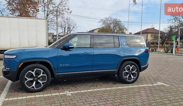 Синий Rivian R1S, объемом двигателя 0 л и пробегом 47 тыс. км за 55300 $, фото 43 на Automoto.ua
