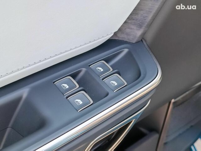 Синий Rivian R1S, объемом двигателя 0 л и пробегом 10 тыс. км за 55990 $, фото 21 на Automoto.ua