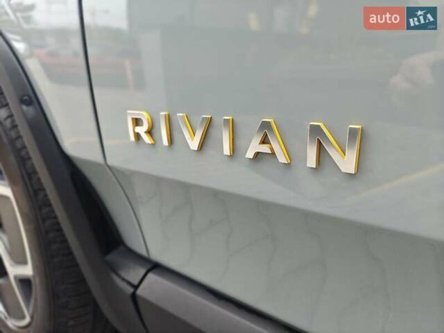 Синий Rivian R1S, объемом двигателя 0 л и пробегом 18 тыс. км за 58900 $, фото 14 на Automoto.ua