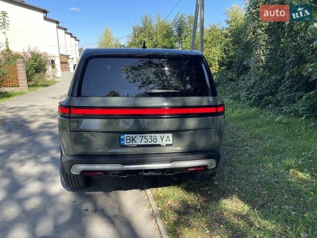 Зелений Rivian R1S, об'ємом двигуна 0 л та пробігом 30 тис. км за 42300 $, фото 28 на Automoto.ua