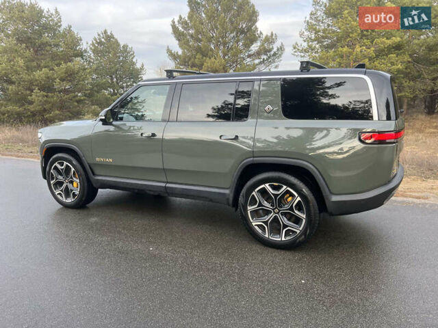 Зеленый Rivian R1S, объемом двигателя 0 л и пробегом 42 тыс. км за 58500 $, фото 3 на Automoto.ua
