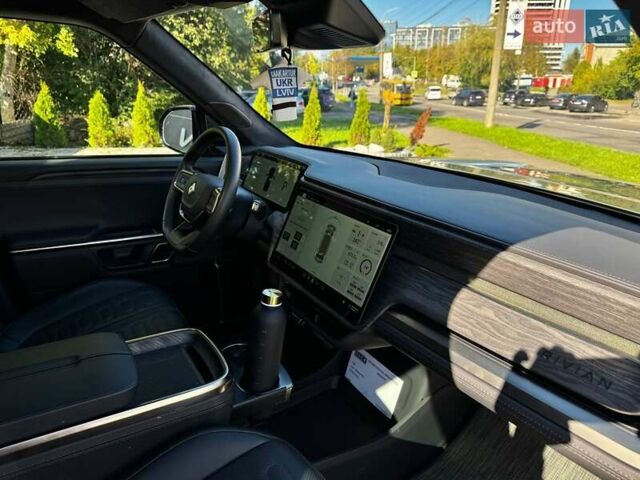 Зелений Rivian R1S, об'ємом двигуна 0 л та пробігом 33 тис. км за 48500 $, фото 14 на Automoto.ua