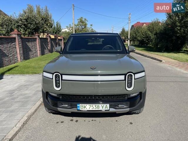 Зелений Rivian R1S, об'ємом двигуна 0 л та пробігом 30 тис. км за 42300 $, фото 42 на Automoto.ua