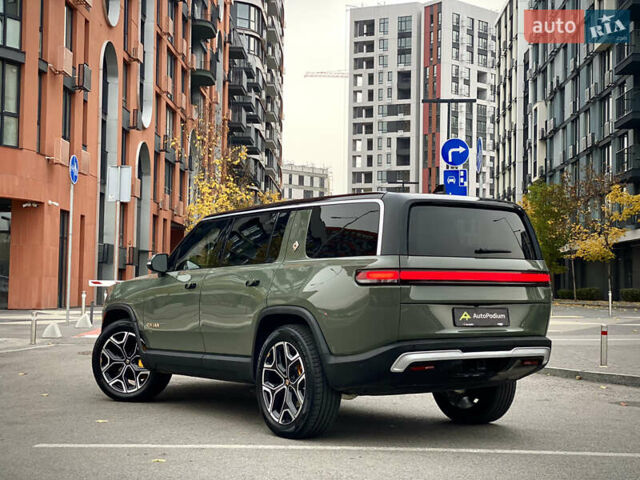 Зеленый Rivian R1S, объемом двигателя 0 л и пробегом 34 тыс. км за 46990 $, фото 4 на Automoto.ua