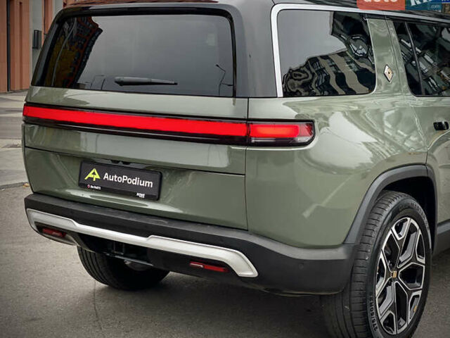 Зеленый Rivian R1S, объемом двигателя 0 л и пробегом 34 тыс. км за 46990 $, фото 7 на Automoto.ua