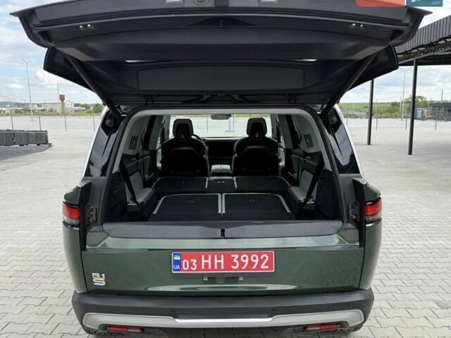 Зеленый Rivian R1S, объемом двигателя 0 л и пробегом 11 тыс. км за 49999 $, фото 154 на Automoto.ua