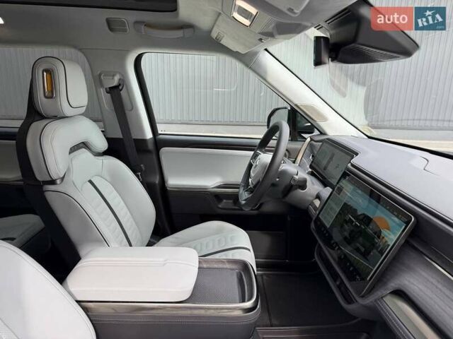 Зеленый Rivian R1S, объемом двигателя 0 л и пробегом 11 тыс. км за 49999 $, фото 200 на Automoto.ua
