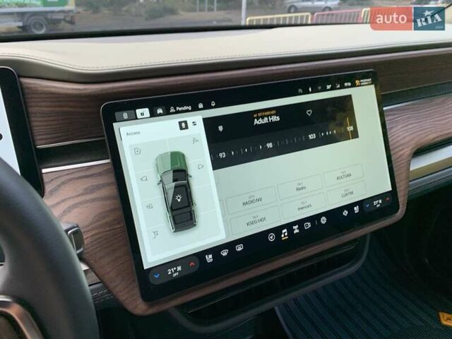 Зеленый Rivian R1S, объемом двигателя 0 л и пробегом 17 тыс. км за 50000 $, фото 32 на Automoto.ua