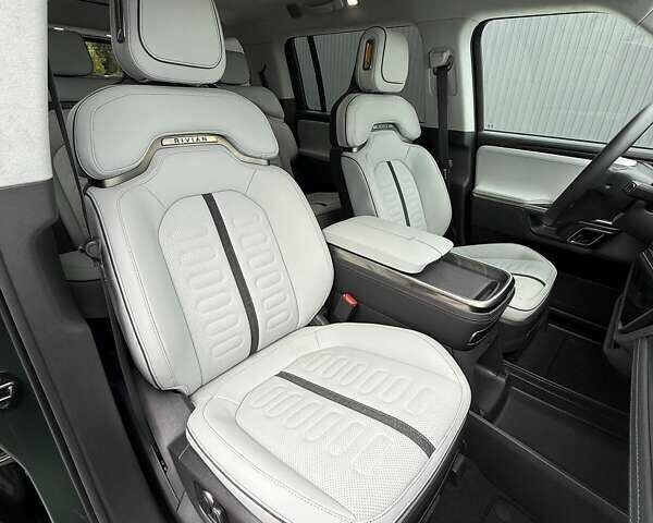 Зеленый Rivian R1S, объемом двигателя 0 л и пробегом 11 тыс. км за 49999 $, фото 199 на Automoto.ua