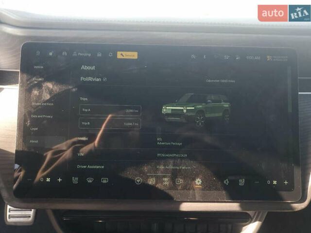 Зеленый Rivian R1S, объемом двигателя 0 л и пробегом 22 тыс. км за 22900 $, фото 9 на Automoto.ua
