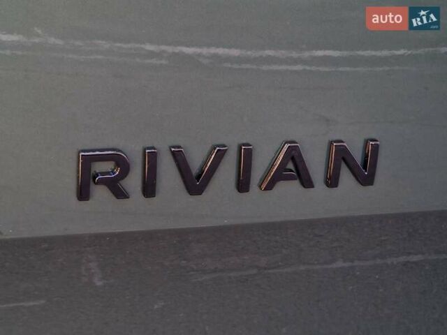 Зеленый Rivian R1S, объемом двигателя 0 л и пробегом 34 тыс. км за 79990 $, фото 12 на Automoto.ua