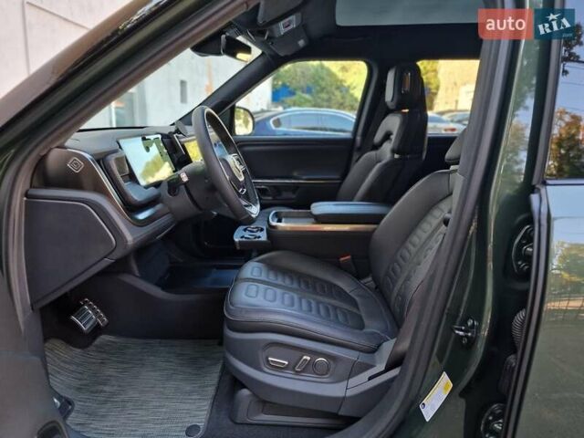 Зеленый Rivian R1S, объемом двигателя 0 л и пробегом 34 тыс. км за 79990 $, фото 55 на Automoto.ua