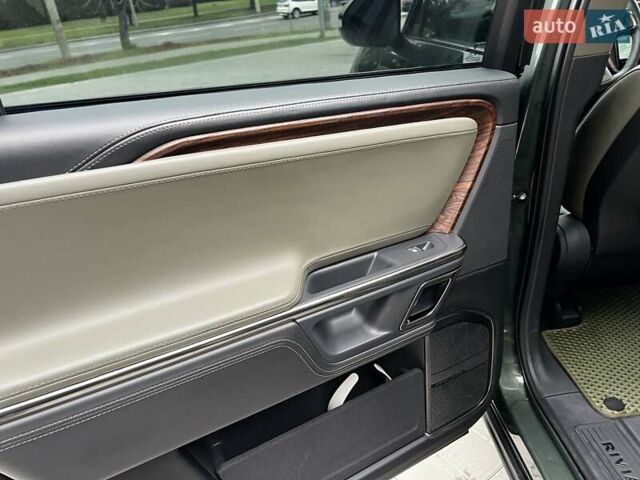 Зелений Rivian R1S, об'ємом двигуна 0 л та пробігом 35 тис. км за 54500 $, фото 5 на Automoto.ua