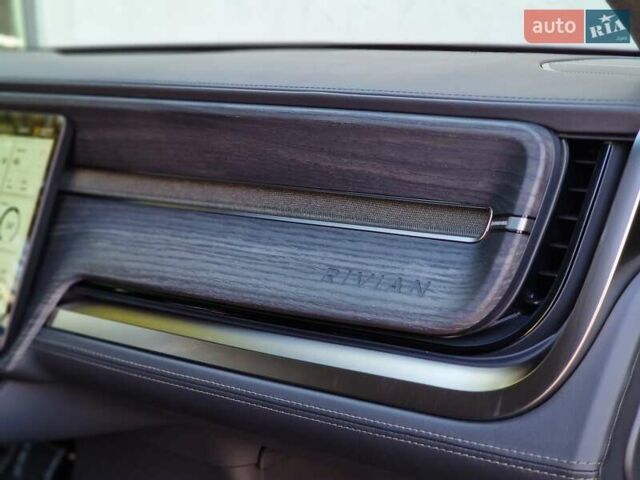 Зеленый Rivian R1S, объемом двигателя 0 л и пробегом 34 тыс. км за 79990 $, фото 67 на Automoto.ua