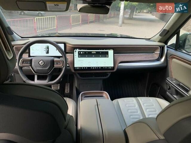 Зеленый Rivian R1S, объемом двигателя 0 л и пробегом 17 тыс. км за 50000 $, фото 23 на Automoto.ua