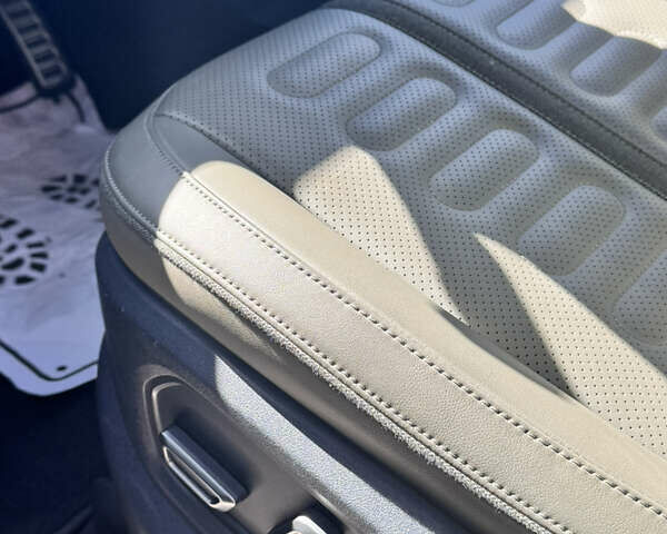 Зеленый Rivian R1S, объемом двигателя 0 л и пробегом 5 тыс. км за 49999 $, фото 13 на Automoto.ua