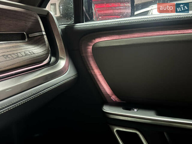 Зеленый Rivian R1S, объемом двигателя 0 л и пробегом 5 тыс. км за 49999 $, фото 33 на Automoto.ua