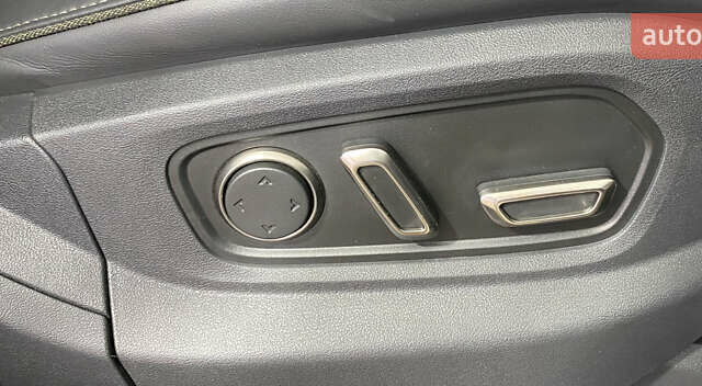 Зелений Rivian R1S, об'ємом двигуна 0 л та пробігом 26 тис. км за 49950 $, фото 20 на Automoto.ua