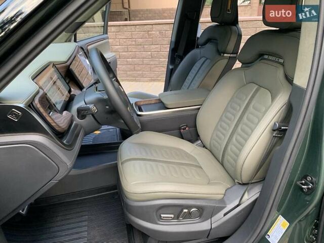 Зеленый Rivian R1S, объемом двигателя 0 л и пробегом 17 тыс. км за 50000 $, фото 33 на Automoto.ua