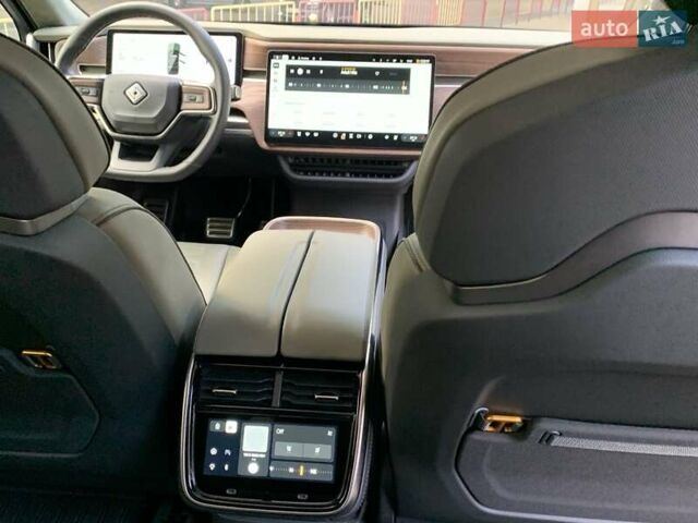 Зеленый Rivian R1S, объемом двигателя 0 л и пробегом 17 тыс. км за 50000 $, фото 37 на Automoto.ua