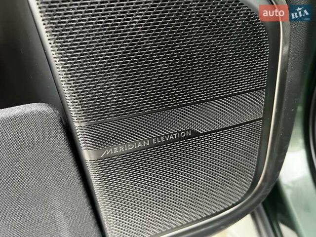 Зелений Rivian R1S, об'ємом двигуна 0 л та пробігом 35 тис. км за 54500 $, фото 8 на Automoto.ua