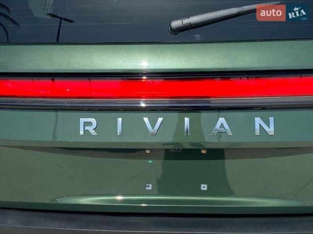 Зелений Rivian R1S, об'ємом двигуна 0 л та пробігом 2 тис. км за 28400 $, фото 5 на Automoto.ua