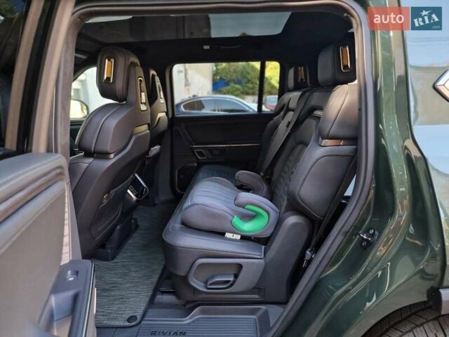 Зеленый Rivian R1S, объемом двигателя 0 л и пробегом 34 тыс. км за 79990 $, фото 71 на Automoto.ua