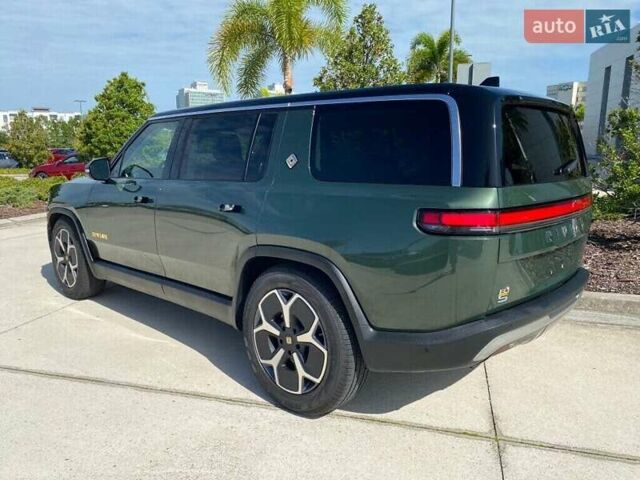 Зелений Rivian R1S, об'ємом двигуна 0 л та пробігом 2 тис. км за 28400 $, фото 2 на Automoto.ua