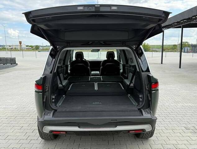 Зеленый Rivian R1S, объемом двигателя 0 л и пробегом 11 тыс. км за 49999 $, фото 159 на Automoto.ua