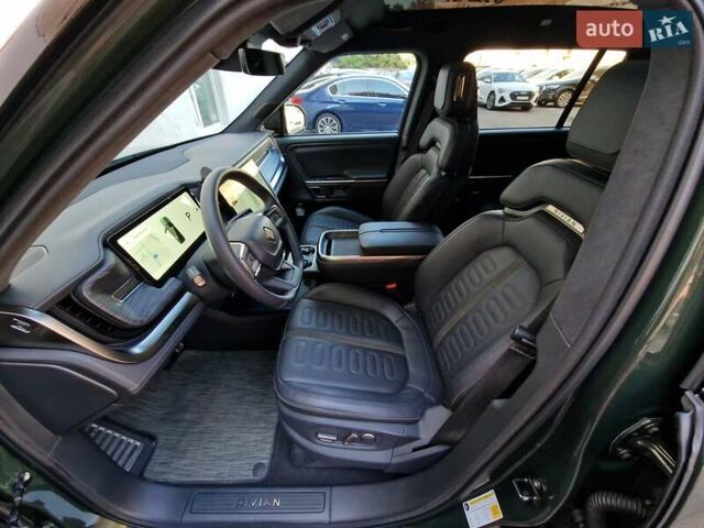 Зеленый Rivian R1S, объемом двигателя 0 л и пробегом 34 тыс. км за 79990 $, фото 56 на Automoto.ua