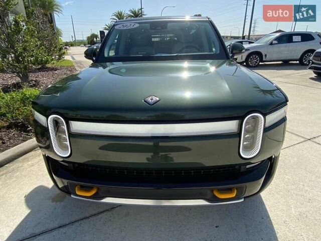 Зелений Rivian R1S, об'ємом двигуна 0 л та пробігом 2 тис. км за 28400 $, фото 1 на Automoto.ua