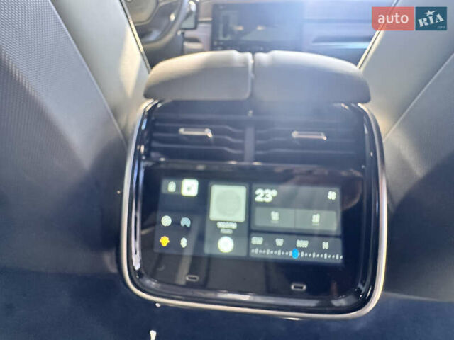 Зеленый Rivian R1S, объемом двигателя 0 л и пробегом 5 тыс. км за 49999 $, фото 6 на Automoto.ua