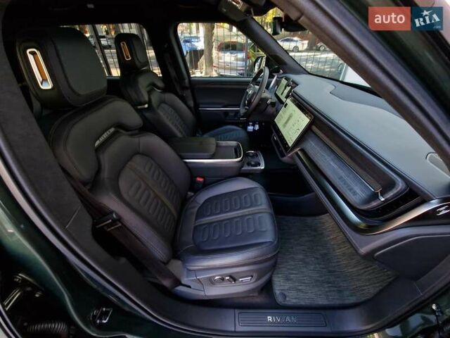 Зеленый Rivian R1S, объемом двигателя 0 л и пробегом 34 тыс. км за 79990 $, фото 62 на Automoto.ua
