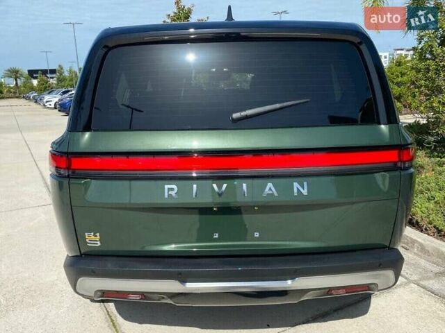 Зелений Rivian R1S, об'ємом двигуна 0 л та пробігом 2 тис. км за 28400 $, фото 4 на Automoto.ua