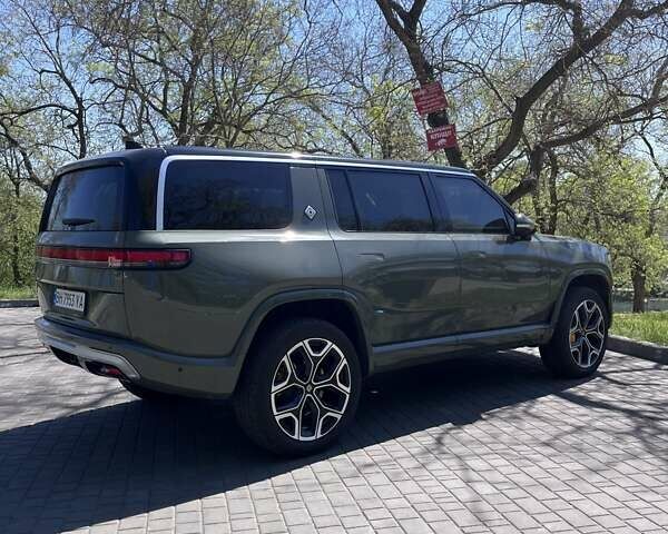 Зеленый Rivian R1S, объемом двигателя 0 л и пробегом 12 тыс. км за 46000 $, фото 6 на Automoto.ua
