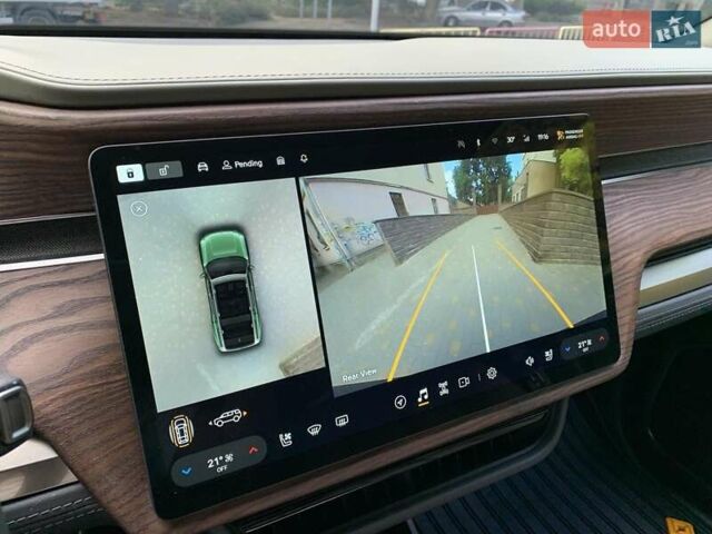 Зеленый Rivian R1S, объемом двигателя 0 л и пробегом 17 тыс. км за 50000 $, фото 30 на Automoto.ua