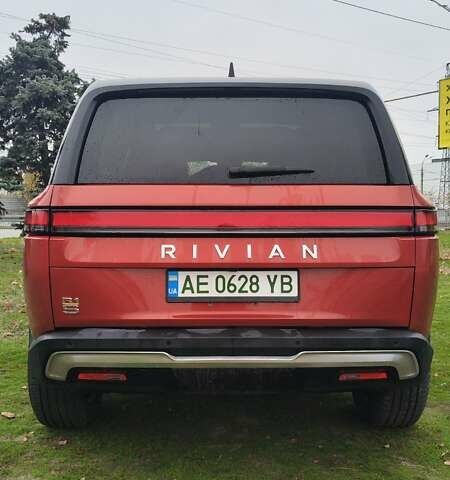 Оранжевый Rivian R1S, объемом двигателя 0 л и пробегом 79 тыс. км за 48000 $, фото 1 на Automoto.ua