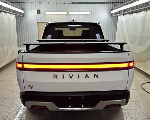 Белый Rivian R1T, объемом двигателя 0 л и пробегом 20 тыс. км за 55000 $, фото 10 на Automoto.ua