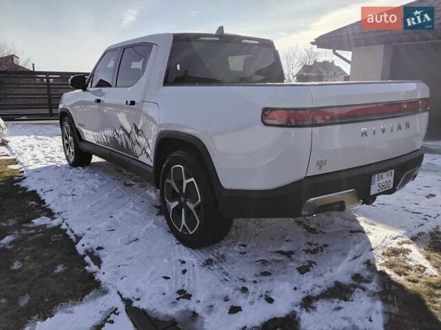 Белый Rivian R1T, объемом двигателя 0 л и пробегом 33 тыс. км за 49000 $, фото 7 на Automoto.ua