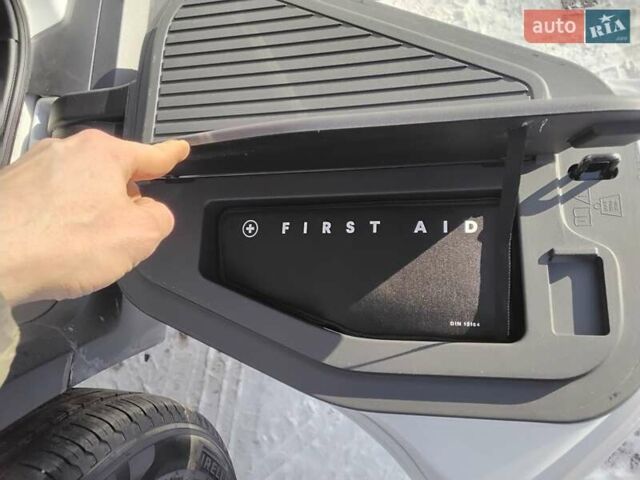 Белый Rivian R1T, объемом двигателя 0 л и пробегом 33 тыс. км за 49000 $, фото 32 на Automoto.ua