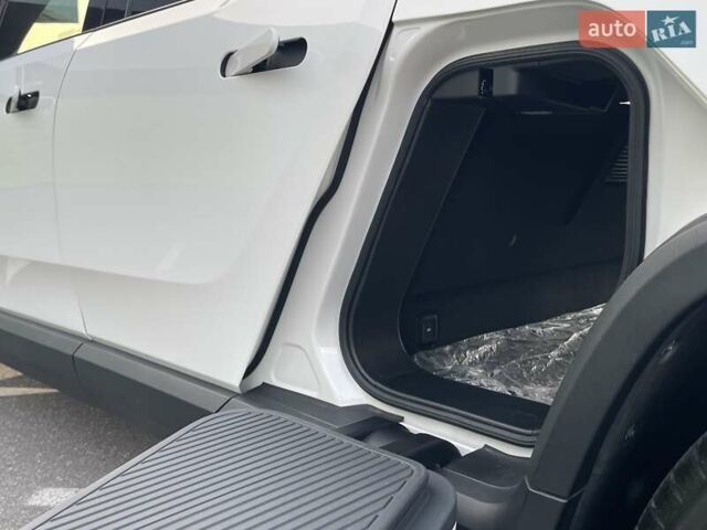 Белый Rivian R1T, объемом двигателя 0 л и пробегом 10 тыс. км за 49500 $, фото 12 на Automoto.ua