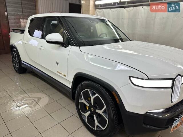Белый Rivian R1T, объемом двигателя 0 л и пробегом 20 тыс. км за 55000 $, фото 11 на Automoto.ua