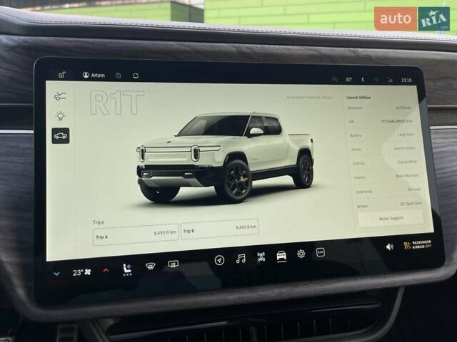 Белый Rivian R1T, объемом двигателя 0 л и пробегом 10 тыс. км за 49500 $, фото 33 на Automoto.ua