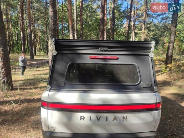 Белый Rivian R1T, объемом двигателя 0 л и пробегом 22 тыс. км за 41000 $, фото 8 на Automoto.ua