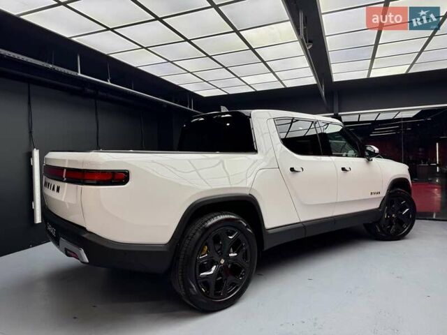 Білий Rivian R1T, об'ємом двигуна 0 л та пробігом 12 тис. км за 46500 $, фото 19 на Automoto.ua