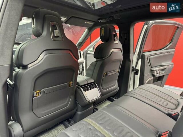 Білий Rivian R1T, об'ємом двигуна 0 л та пробігом 12 тис. км за 46500 $, фото 51 на Automoto.ua